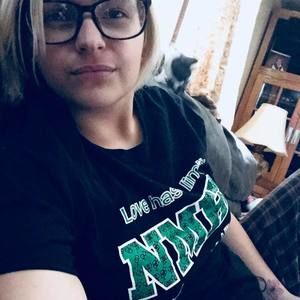 Meet your Posher, Carrie